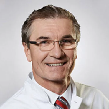 Dr. Vladimir Martinek